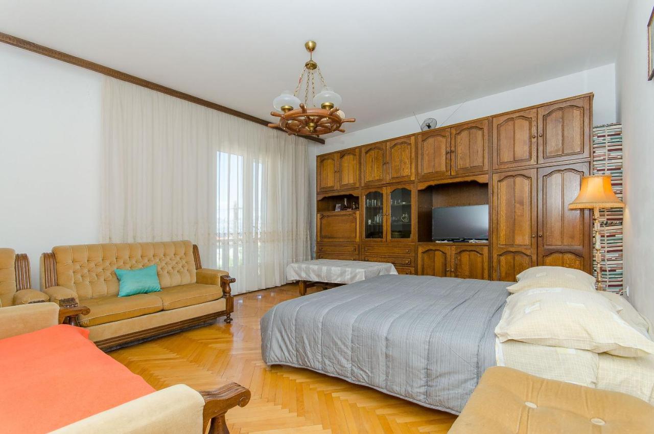 Apartments Kata Supetar Bagian luar foto