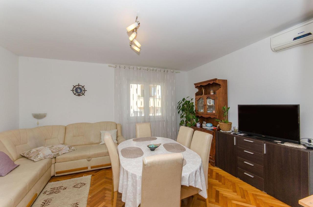 Apartments Kata Supetar Bagian luar foto